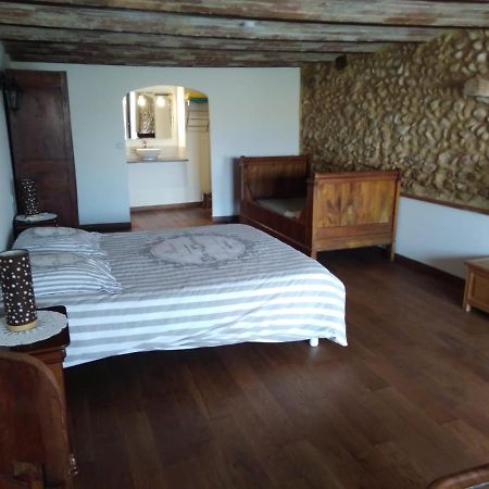 Chambre A La Ferme Au Milieu Des Lavandes Валансол Екстериор снимка